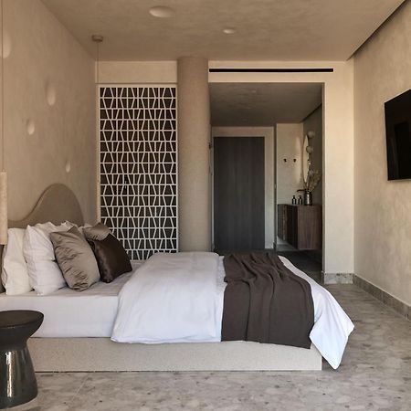 Uzenie All Suites Boutique Resort (Adults Only) Adelianos Kampos Eksteriør billede